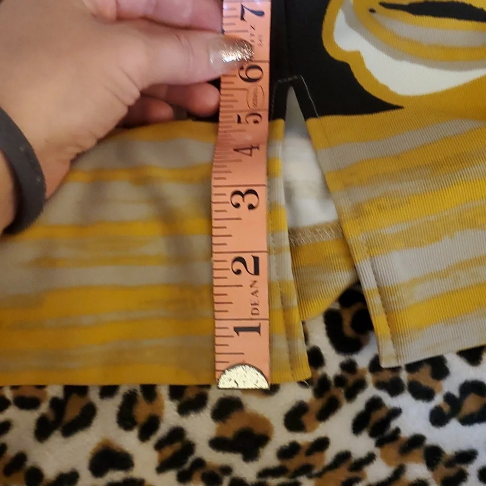 Black & Gold floral dress - Picture 10 of 12
